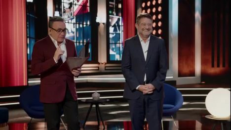 Al Piano Con Lucho | Claudio Orrego