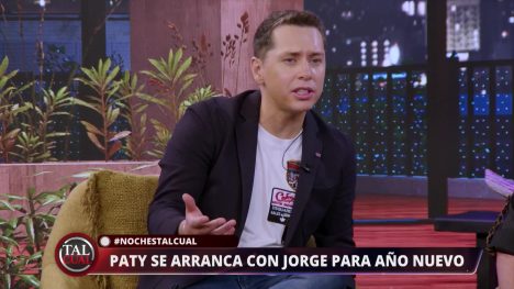 ¡Paty revoluciona a todos con sus juguetes sexuales!