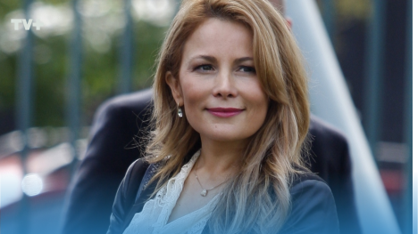 Revocan prisión preventiva a Cathy Barriga en su cumpleaños