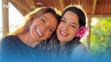 María Jesús Sothers chochea con el regreso de Carolina Arregui a las teleseries.