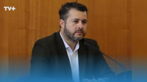 Funcionario arranca oreja de un mordisco a alcalde de Melipeuco 