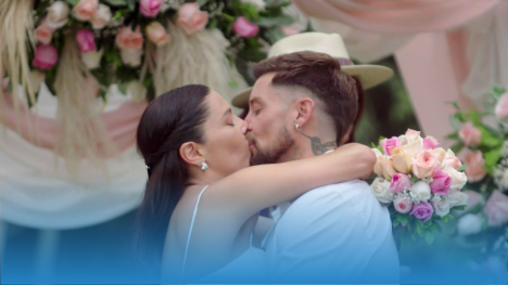 “Todo se derrumbó de un día para otro”: Mateucci y su versión del fin con Aránguiz