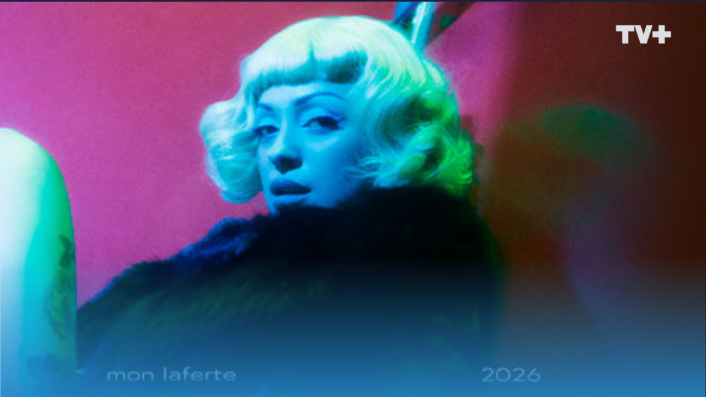 Mon Laferte brilló en el Paris Fashion Week