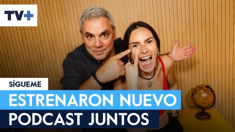 Rosario Bravo firma contrato en vivo con José Miguel Viñuela