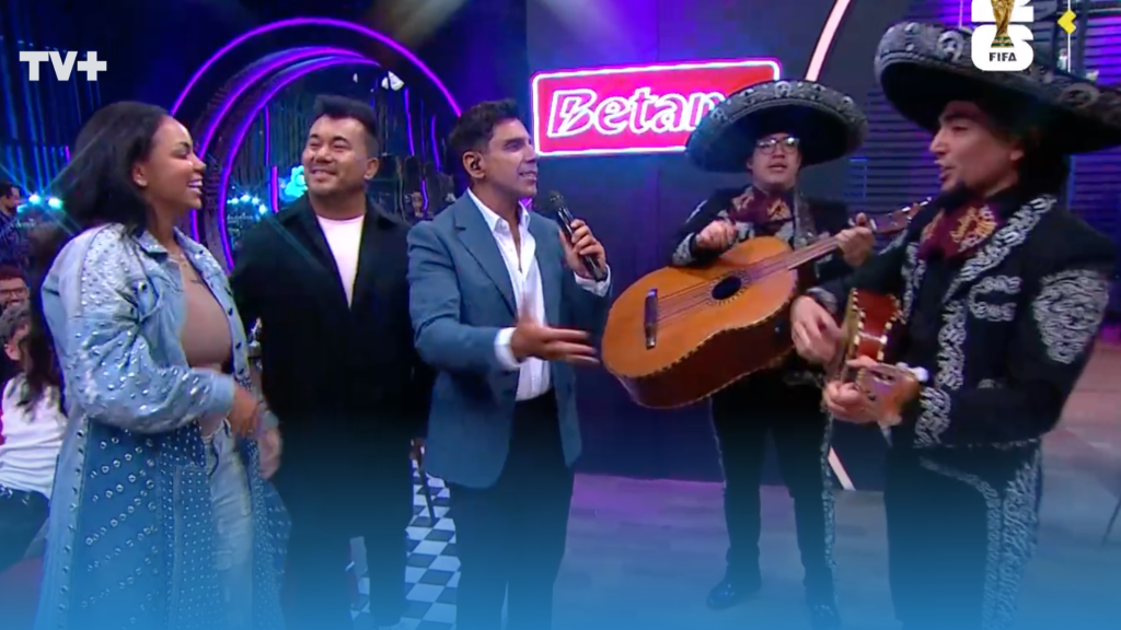 ¡Puro amor! Betsy Camino es sorprendida con mariachis en Fiebre de Baile